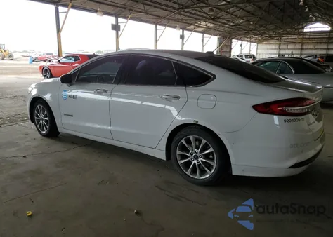 2017 Ford Fusion Se Hybrid z USA, uszkodzony, nr VIN 3FA6P0LU5HR409181